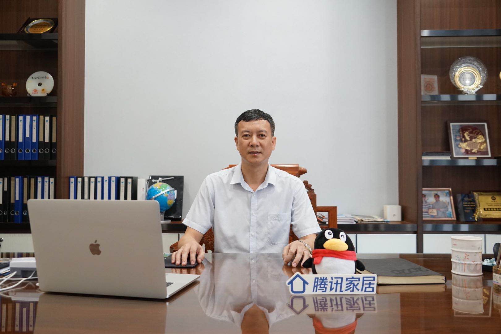 探路者丨cq9电子罗永杨和他的不锈钢全屋定制逐梦之旅